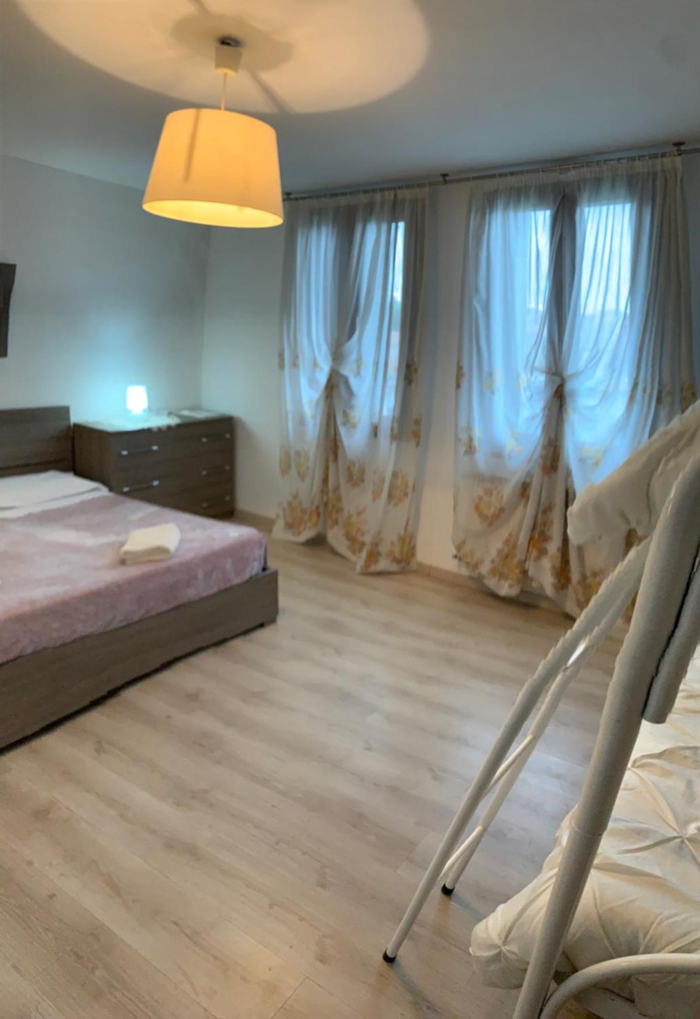 Romantic Enchantment With Private Bathroom เวนิส ภายนอก รูปภาพ